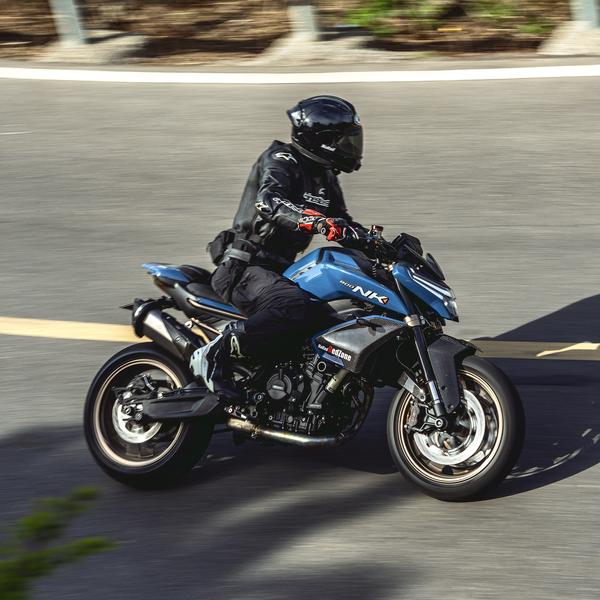 小强摩托车杂货铺头像