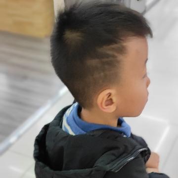斐然qiu头像