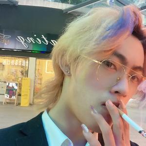 优雅铅笔ML头像