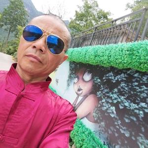 李显云头像