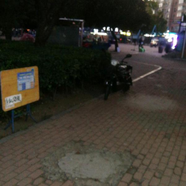 哈哈嘎嘎8e1R头像