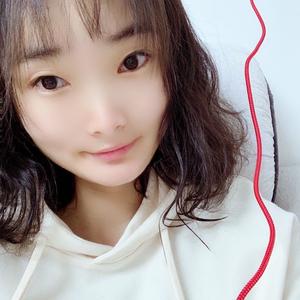黄小盼盼盼头像