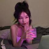 诱甜呀头像