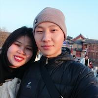 仓储小哥哥头像