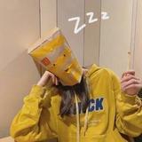 隔壁小黄同学910头像