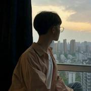 小落re的个人资料头像