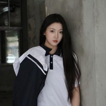 魏魏来电了头像