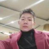 我想低调都太难头像