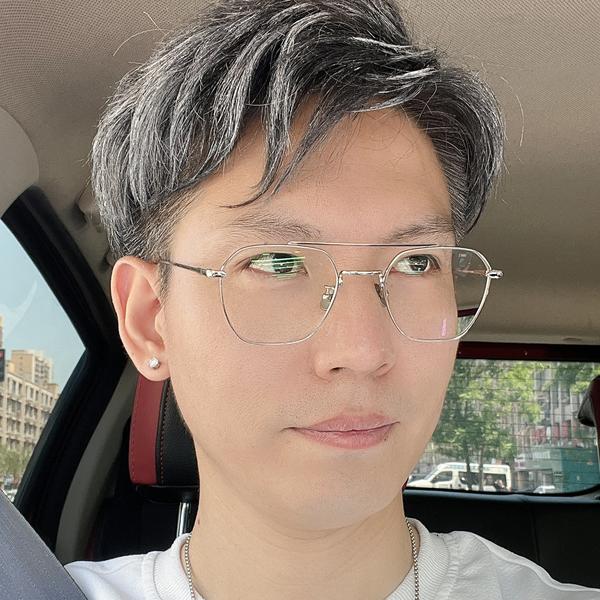 白头杰哥头像