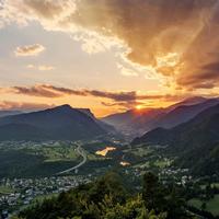 灵趣汽车说头像