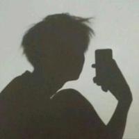 এ丢了幸福的এ头像