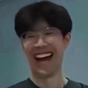 爱发育的TheShy头像