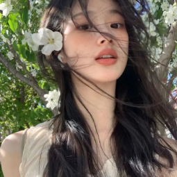 晚来雾头像