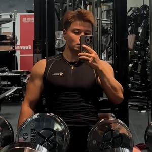 电车宏Sir头像
