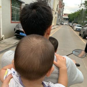 特立独行的小猪头像