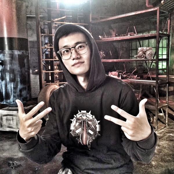 峰子的奇妙车库头像