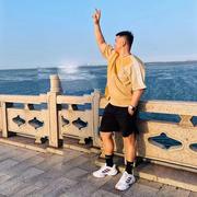 大石头_Leo的个人资料头像