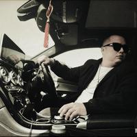 星光村巴铁小飞头像