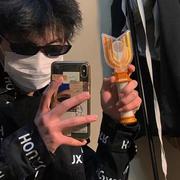 柒_C的个人资料头像