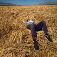 神的猎手伊宁治愈系头像