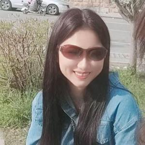 王茉萱头像