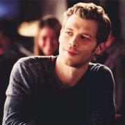 遛猫的C的个人资料头像