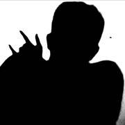 微伦的个人资料头像