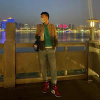 阁下久等597头像