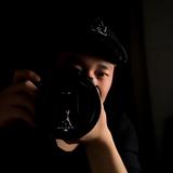 开着车子去追光头像