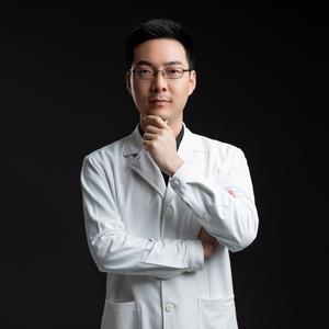 眼部整形王高峰头像