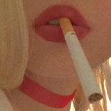 云里的黑白灰头像