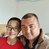 比猪快乐787头像