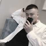 李亚宁阿头像