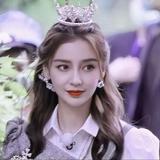 丹丹2377167480412头像