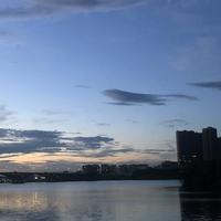 烟雨看视界头像
