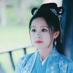 茵茵短剧头像