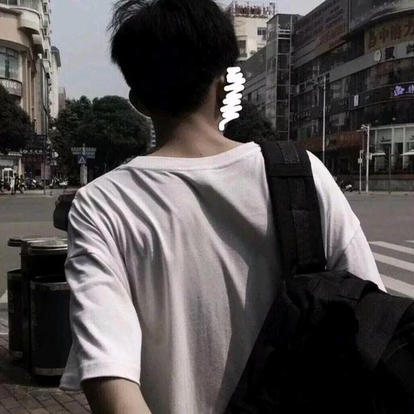 腻歪6006头像