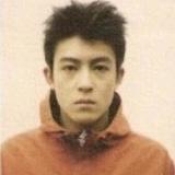 醒醒哭了头像