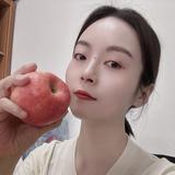 秋秋爱吃青菜包头像