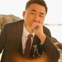 乔先生爱着王女士头像