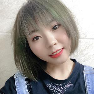 可盐可甜的姑娘头像