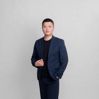 吉利银河王震头像