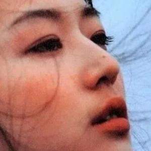 刁三岁头像