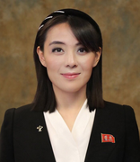 大括号的个人资料头像