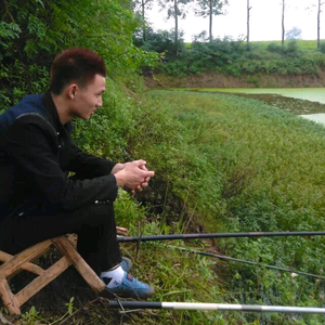 武汉小川头像