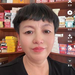 百鲜便利店老板娘头像
