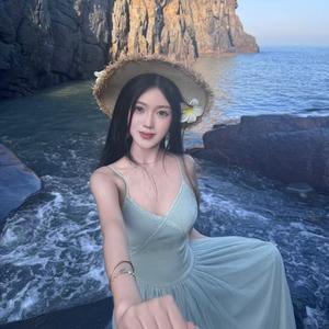 彭小慧啦头像