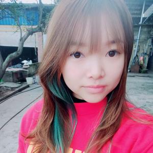 打铁匠家的小妹头像