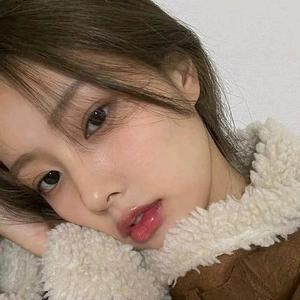 丹丹小妹儿头像