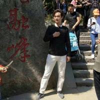 靠谱嘉少你有好车我有头像